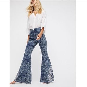 Free People Float On Printed Embroidered Flared Blue Jeans